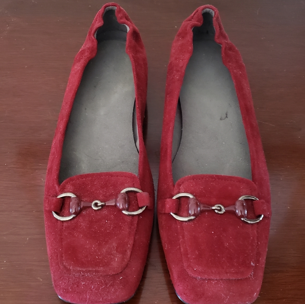 Stuart Weitzman suede loafers 7M
